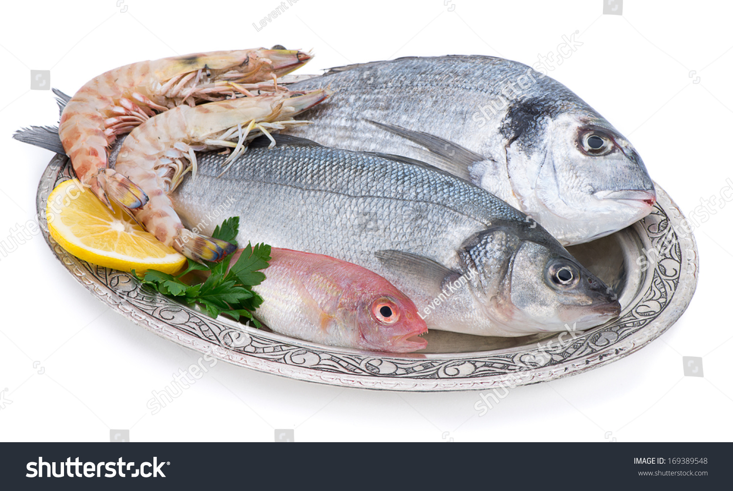 鱼和虾在真实的板-食品及饮料,其它-海洛创意(hellorf)-shutterstock